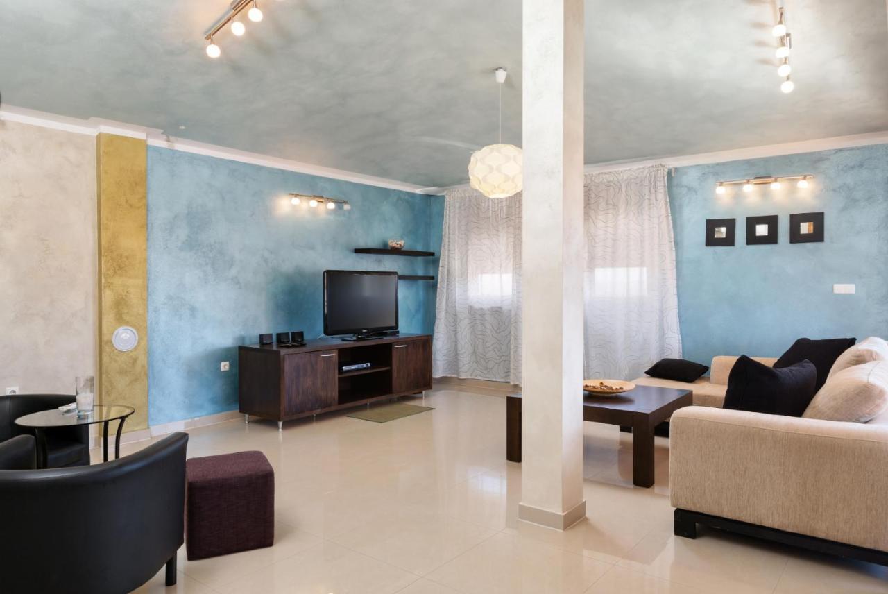 Marlera - Penthouse Lägenhet Ližnjan Exteriör bild